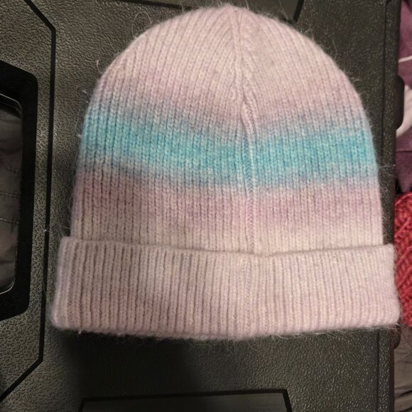 Childrens Winter Beanie - Picture 1 of 2